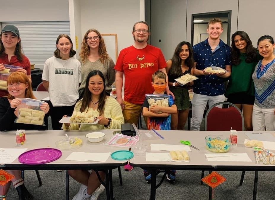 LILA SZYRJ HOLDS COOKING CLASS FUNDRAISER FOR GAB