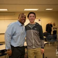 Green Bay Packers star William Henderson visits Greendale High School (Photos)